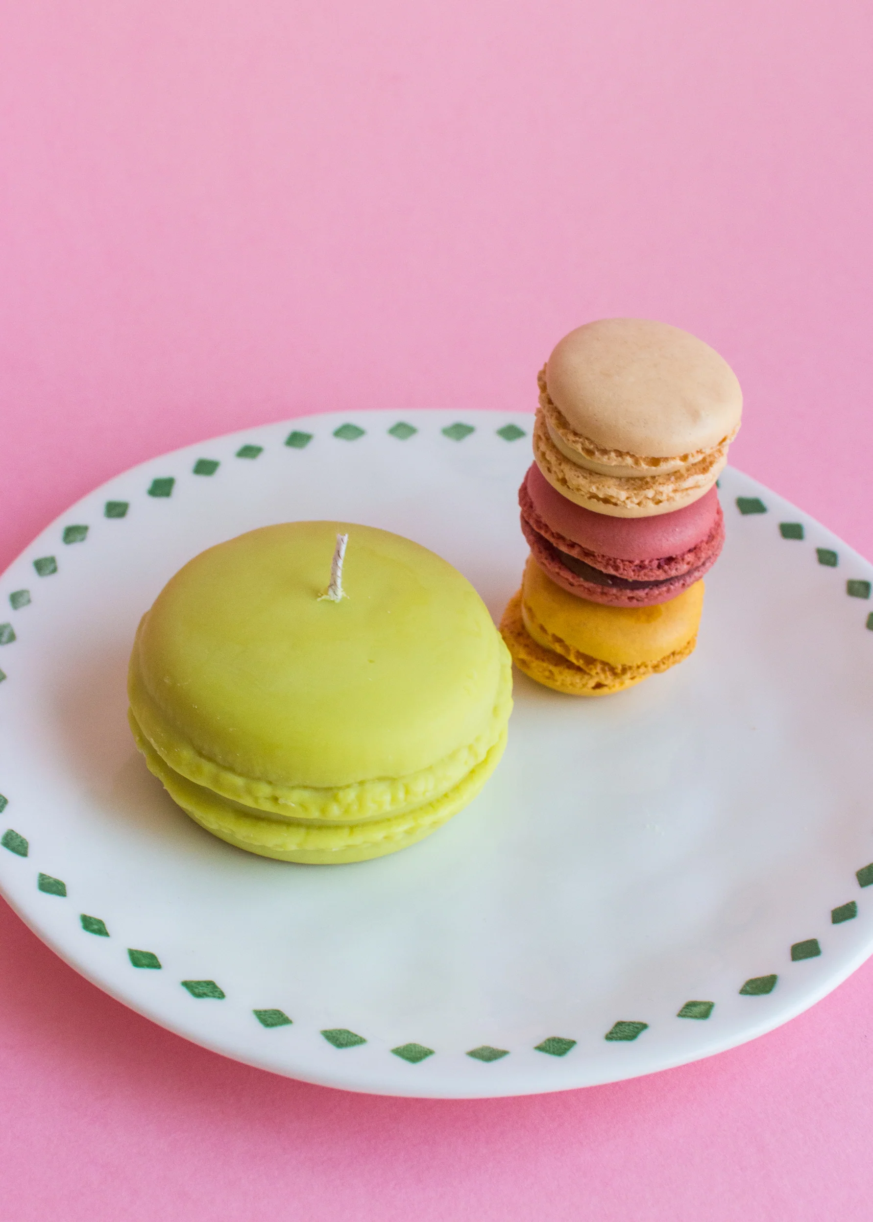MACARON ŽVAKĖ - Image 5